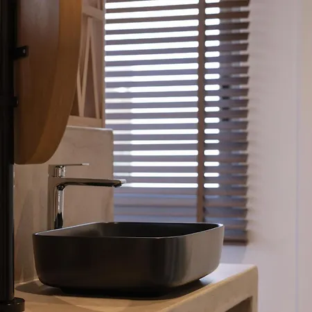 Kave Luxurystaying Апартаменты *